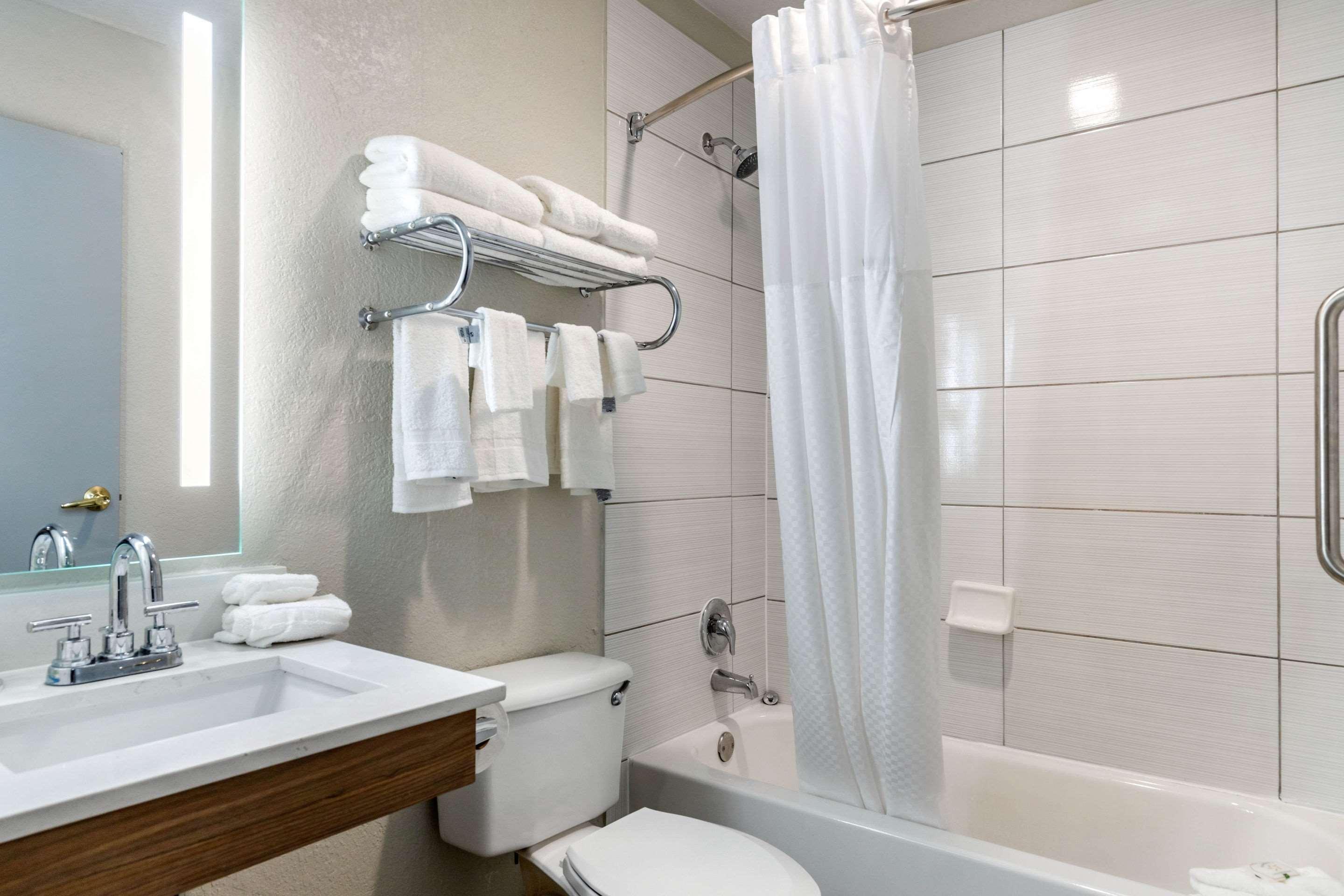 Quality Inn Downtown - Near Market Square Сан Антонио Екстериор снимка